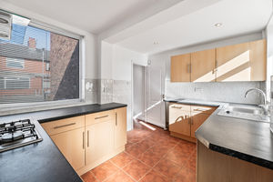 Kitchen- click for photo gallery